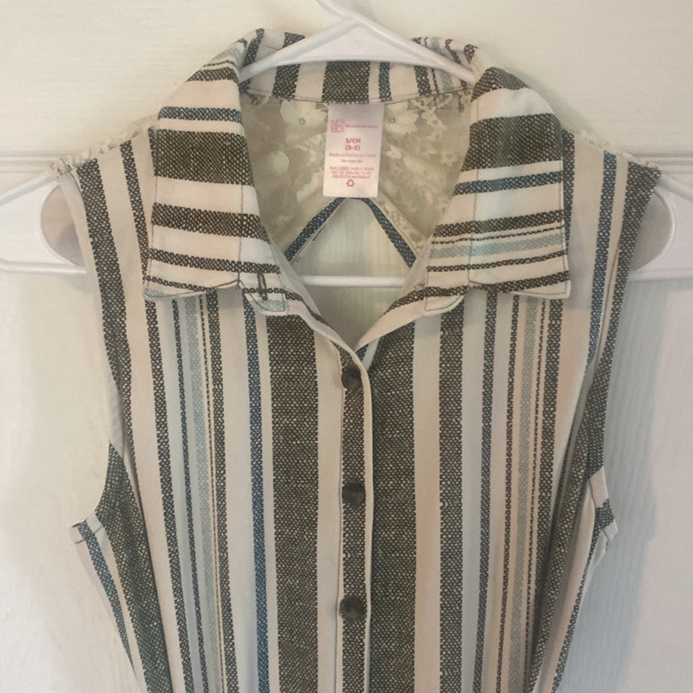 No Boundaries  size S (3-5). Shirt Dress. Stretchy and so soft. Back is lace